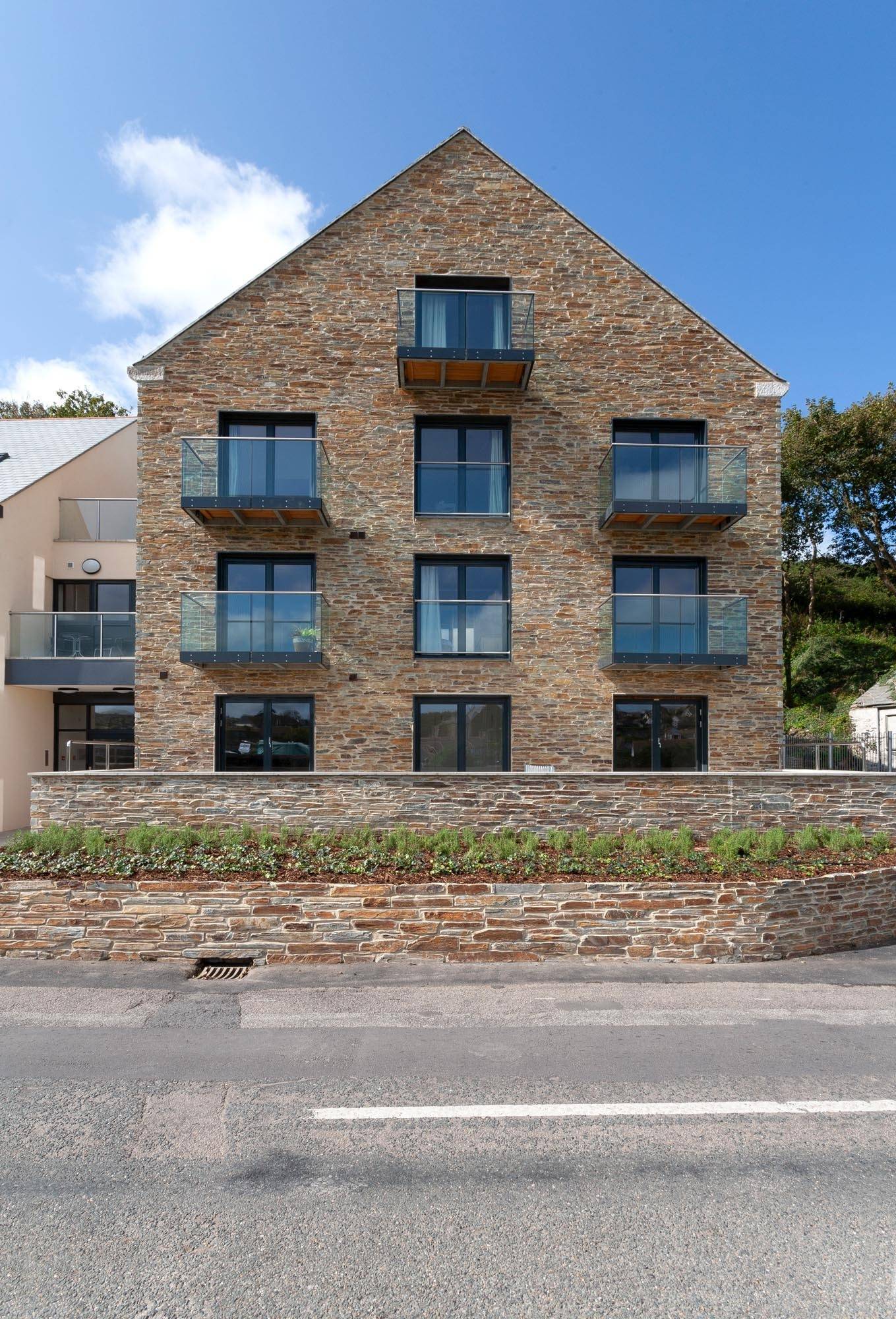 Curated visual reference: Poynton Bradbury Architects Photo Inspiration